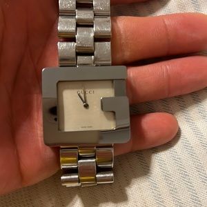 Gucci “G” 3600M watch